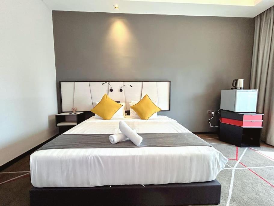 קואלה לומפור M101 Klcc Kl City King Suites By Livin מראה חיצוני תמונה